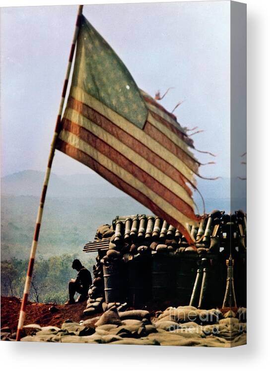 Vietnam War Canvas Print featuring the photograph Pulitzer Prize Winning Vietnam Photo by Bettmann