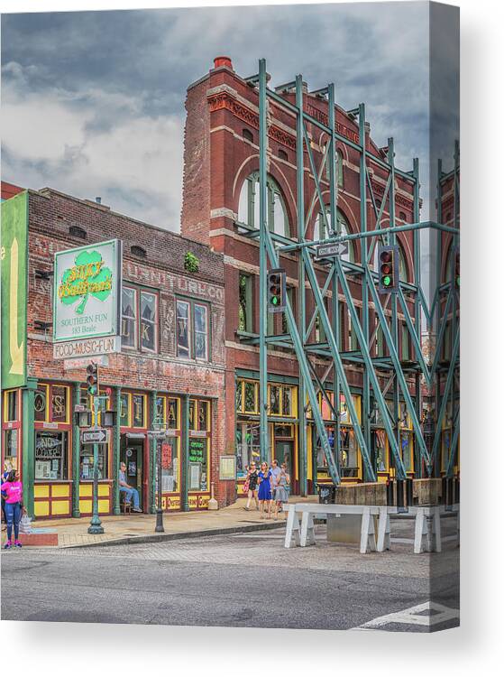 Beale Street Canvas Print featuring the photograph Silky O' Sullivan's by Susan Rissi Tregoning