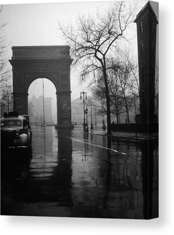 Arch Canvas Print featuring the photograph Washington Arch by Henry Bowden