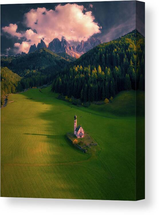 Church Canvas Print featuring the photograph Afternoon Light by Henry w Liu