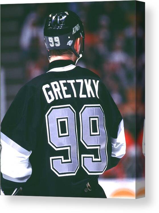 National Hockey League Canvas Print featuring the photograph Gretzky back by J Leary