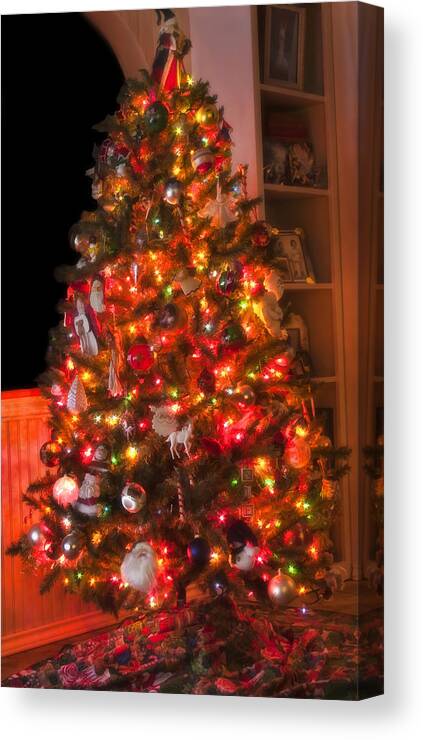 Tree Canvas Print featuring the photograph Oh Christmas Tree by Joan Bertucci