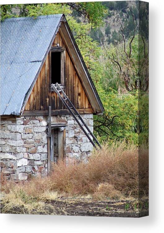 Eastern Oregon Canvas Print featuring the photograph Hidi Hole by Everett Bowers