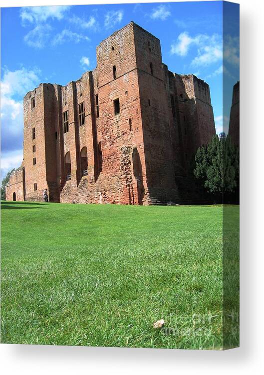 Kenilworth Castle Canvas Print featuring the photograph Like Home by Denise Railey