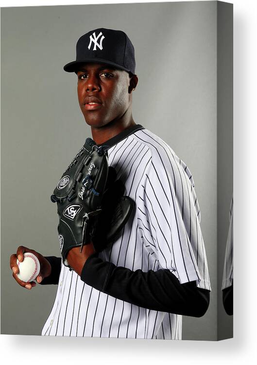 Media Day Canvas Print featuring the photograph New York Yankees Photo Day by Elsa