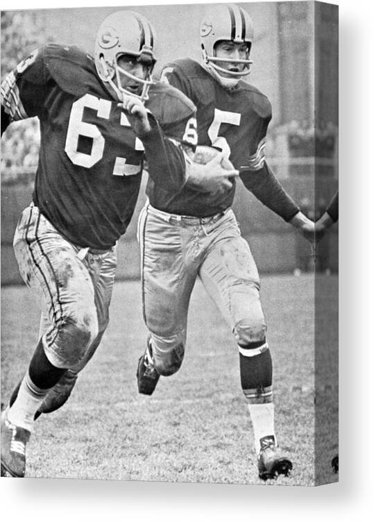 Paul Canvas Print featuring the photograph Paul Hornung running by Gianfranco Weiss
