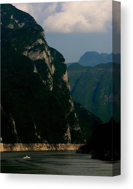 Xiling Gorge Canvas Print featuring the photograph Yangtze River - Three Gorges - Xiling Gorge by Jacqueline M Lewis