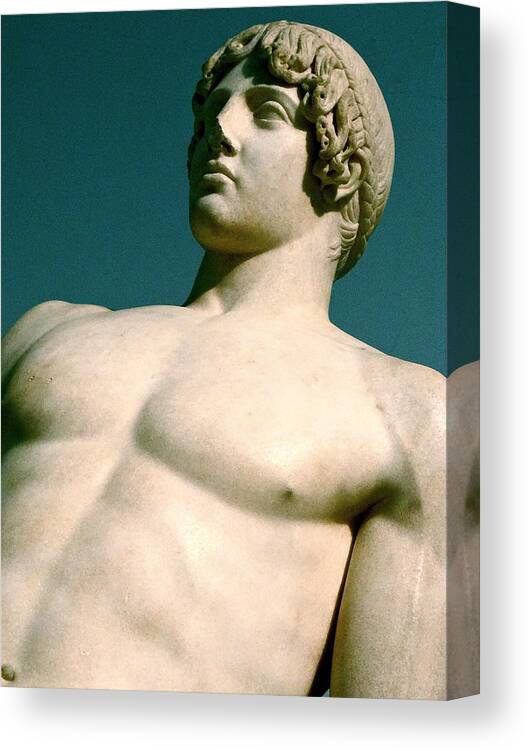 Greek Sculpture Canvas Print featuring the photograph A Hero's Life #1 by Ira Shander