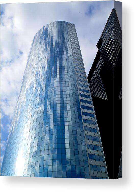 New York Nyc Ny Brian 17 State St. Building Sky Reflection Clouds Blue Coblitz David Canvas Print featuring the photograph 17 State St NYC by David Coblitz