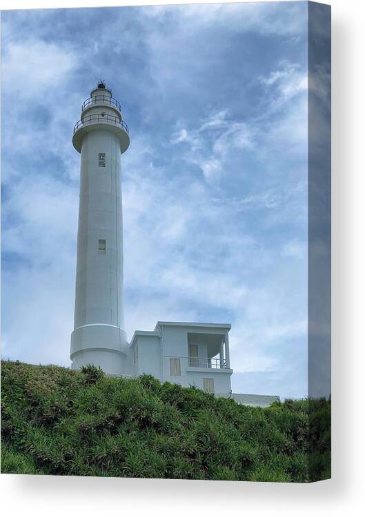 Green Island Canvas Print featuring the photograph Green Island Lighthouse by Brian Eberly