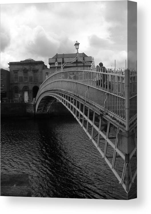 Halfpenny Bridge Canvas Print featuring the photograph halfpenny Bridge by Colin O neill