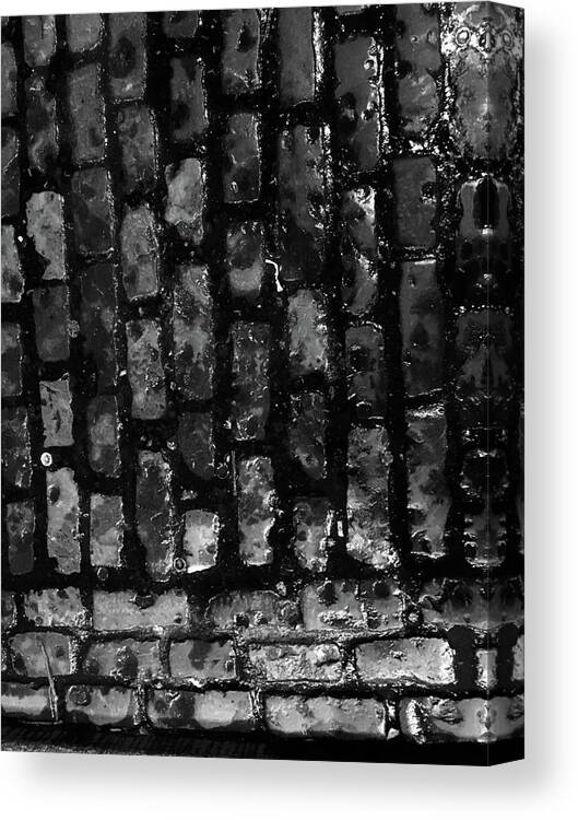 Conversion From Color To B+w Canvas Print featuring the photograph Temple Bar, Dublin. by Roger Cummiskey