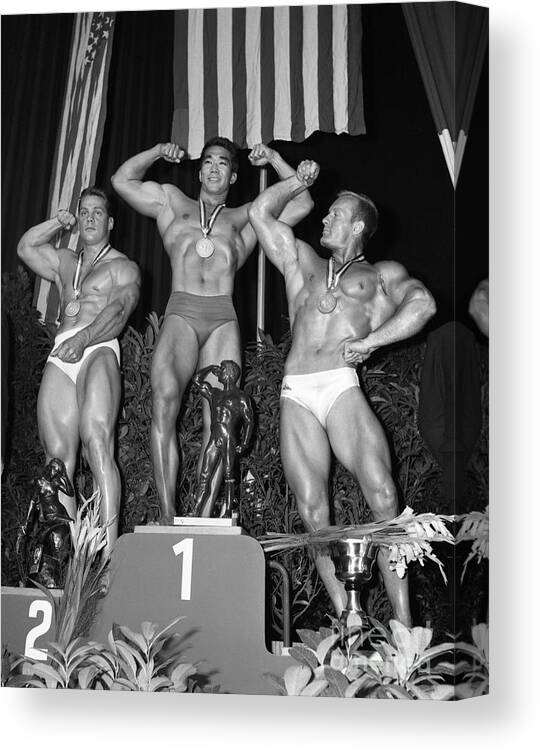 1940s College Jock Flexes Muscles Vintage Old Photo 4” x 6” Reprint 