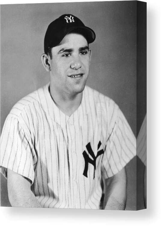 People Canvas Print featuring the photograph Yogi Berra by Hulton Archive
