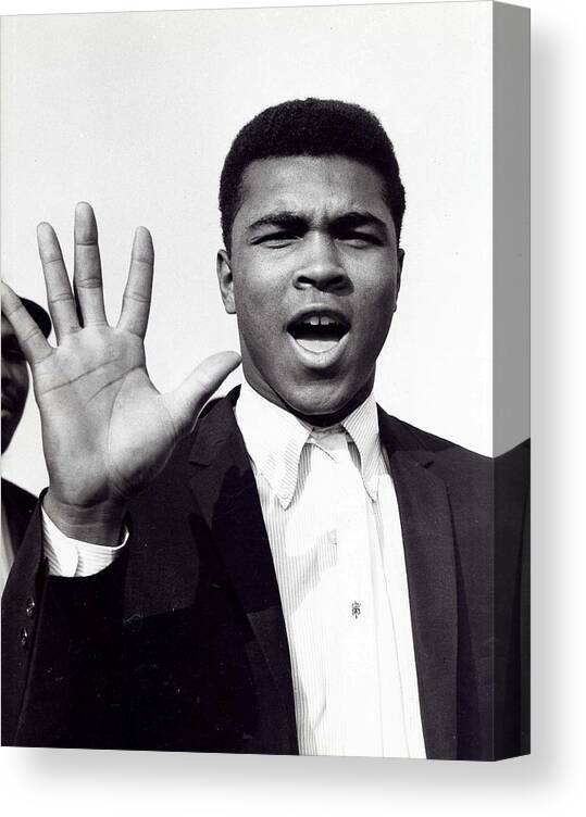 #boxing Canvas Print featuring the photograph Muhammad Ali Boxing #4 by Photo File