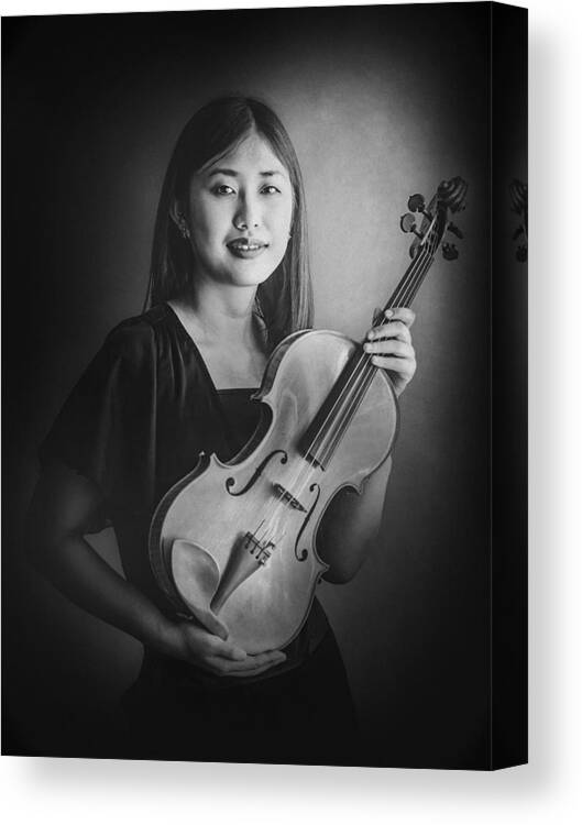 Woman Canvas Print featuring the photograph Female Viola Player by Eiji Yamamoto