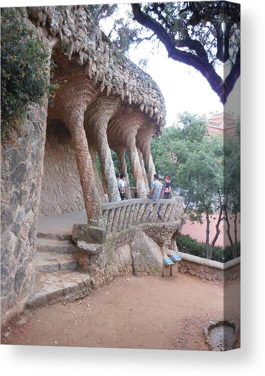 Guel Park Canvas Print featuring the photograph Spain #2 by Coo Yamada
