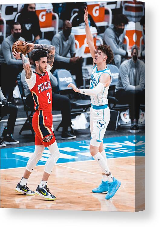 Nba Pro Basketball Canvas Print featuring the photograph Lonzo Ball by Brandon Todd