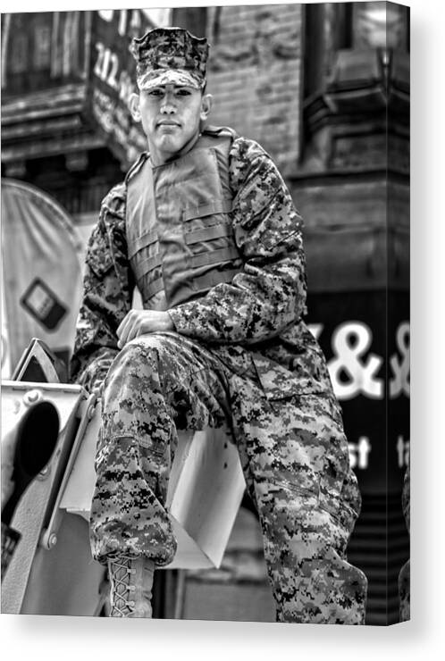Veteran's Day Canvas Print featuring the photograph Veteran's Day NYC 11_11_14 #6 by Robert Ullmann