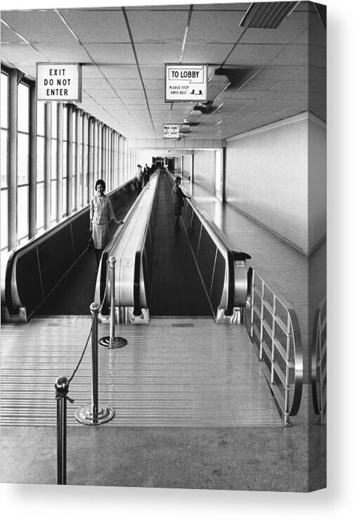1964 Canvas Print featuring the photograph Speedwalk Conveyors At SFO by Underwood Archives