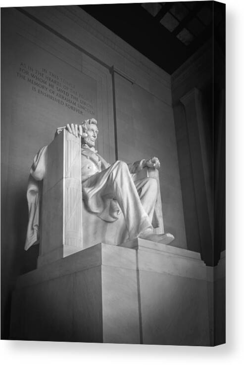Lincoln Memorial Canvas Print featuring the photograph Lincoln Memorial 3 by Mike McGlothlen
