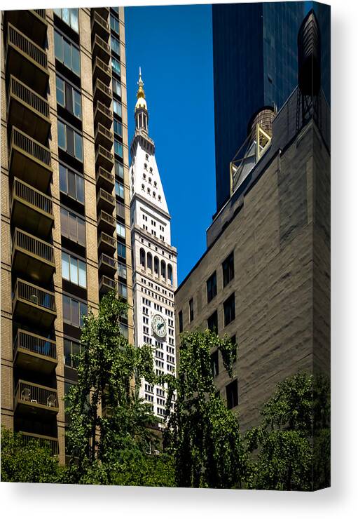 Clock Tower Canvas Print featuring the photograph Met Life Clock Tower by Dave Hahn
