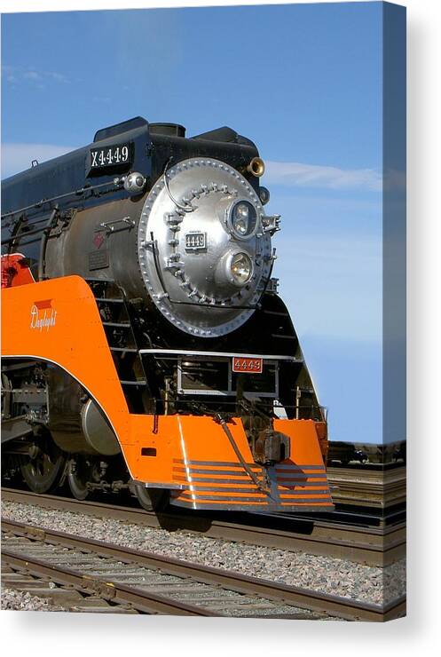 Train Canvas Print featuring the photograph The Daylight 4449 by Carolyn Jacob