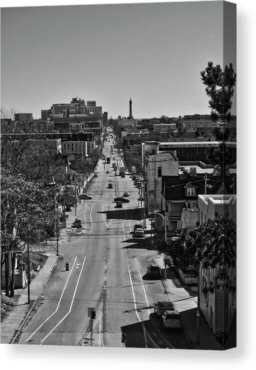 Milwukee Canvas Print featuring the photograph North Avenue - Milwaukee - Wisconsin by Steven Ralser