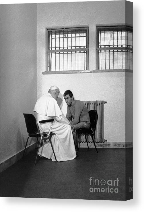 1980-1989 Canvas Print featuring the photograph Pope John Paul II Talks With Jailed by Bettmann