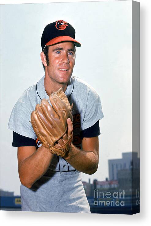 American League Baseball Canvas Print featuring the photograph Jim Palmer by Louis Requena