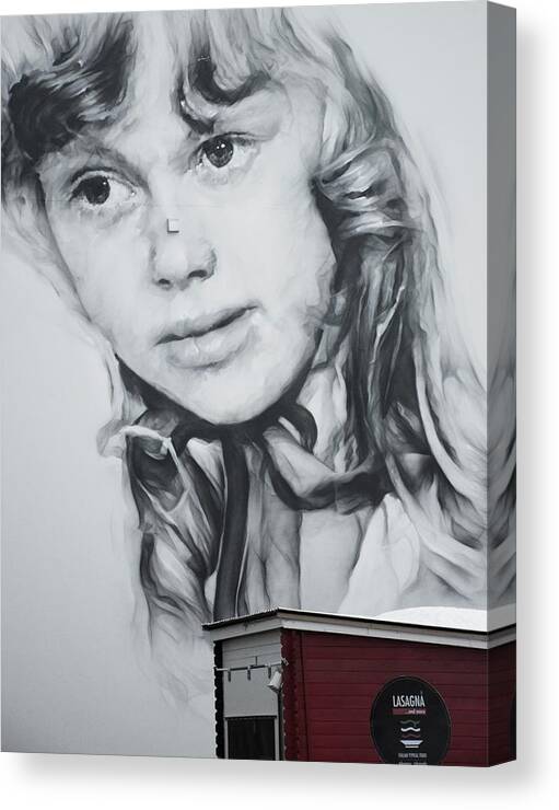 Graffiti Canvas Print featuring the photograph Looking girl by Robert Grac