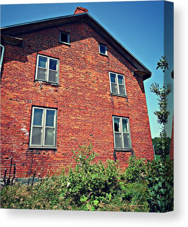 Perfect Creepy House Canvas Print featuring the photograph The Perfect Creepy House #2 by Cyryn Fyrcyd