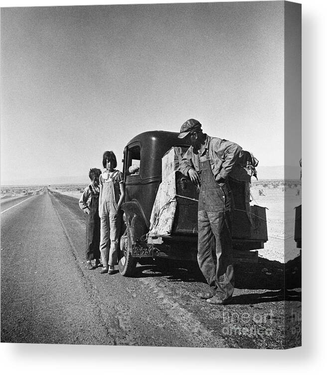 Black And White Canvas Print featuring the photograph Entering The California Desert by Photo Researchers
