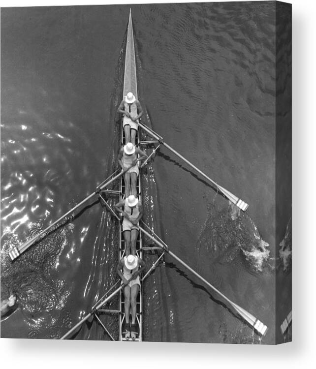 1950-1959 Canvas Print featuring the photograph Scull Rowers by Fox Photos