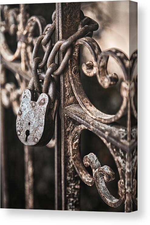 Lock Canvas Print featuring the photograph Keyless by Caitlyn Grasso