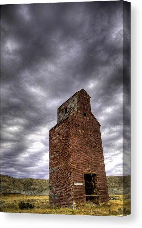 Grain Elevator Canvas Print featuring the photograph Dorothy by Wayne Stadler