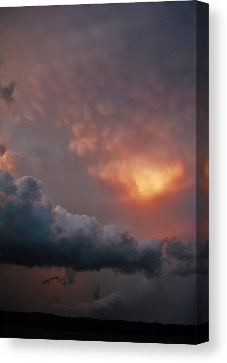 Texas Canvas Print featuring the photograph Mammatus at Sunset by Ed Sweeney