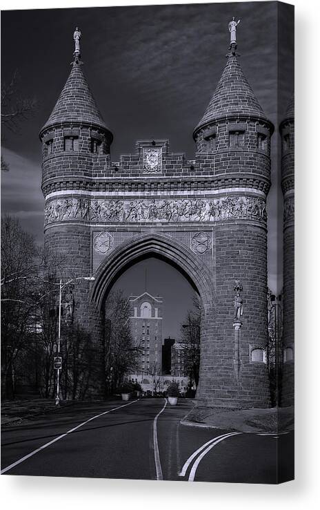 Hartford Canvas Print featuring the photograph Memorial Arch Hartford Connecticut by Phil Cardamone
