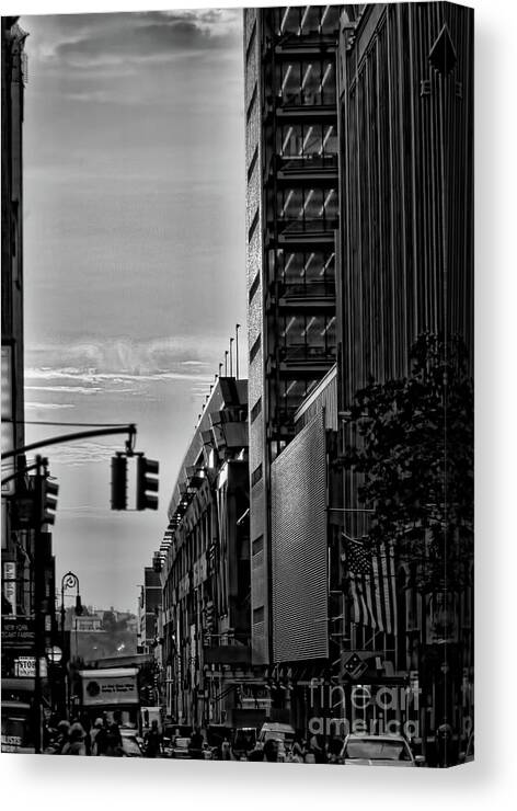 New York Canvas Print featuring the photograph Bw streets downtown by Chuck Kuhn