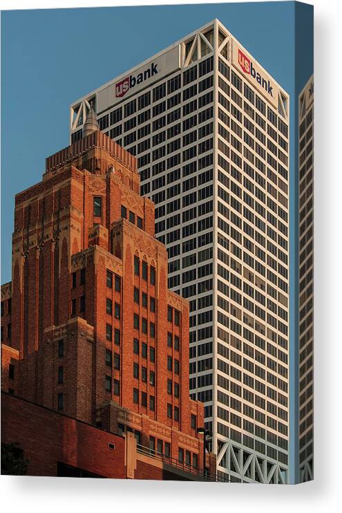 Wisconsin Gas Bldg. Canvas Print featuring the photograph Contrasting Towers by John Roach