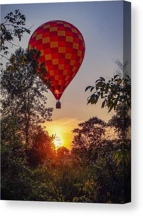  Canvas Print featuring the photograph Here comes the sun by Kendall McKernon