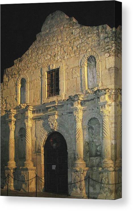 Texas Canvas Print featuring the photograph Nightfall on The Alamo by Harriet Feagin