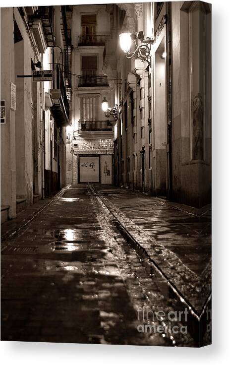 Nocturnal Sound Of Valencia Canvas Print featuring the photograph Nocturnal SOUND of Valencia by Silva Wischeropp