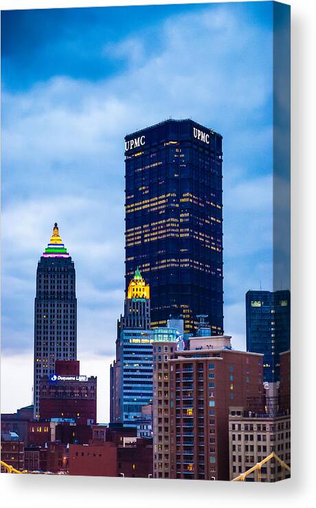 Pittsburgh Canvas Print featuring the photograph Pittsburgh - 7012 by Gordon Sarti