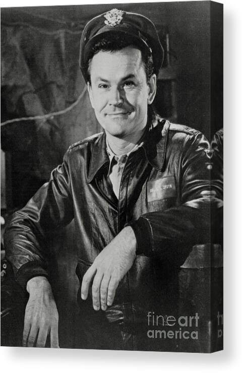 People Canvas Print featuring the photograph Bob Crane Smiling by Bettmann