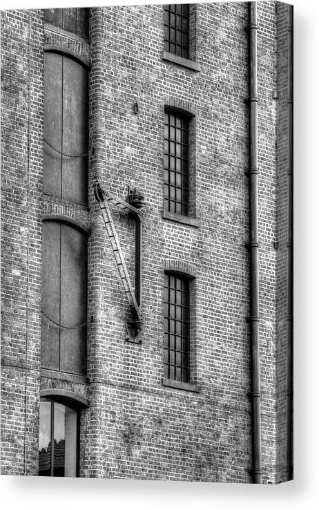 Brick Warehouse Canvas Print featuring the photograph Brick Warehouse by Jeff Townsend