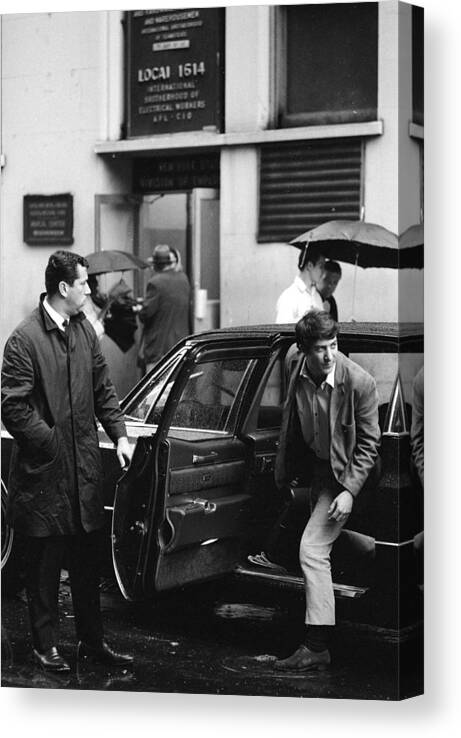 Black And White Canvas Print featuring the photograph Hoffman Steps Out Of Car by Bob Gomel