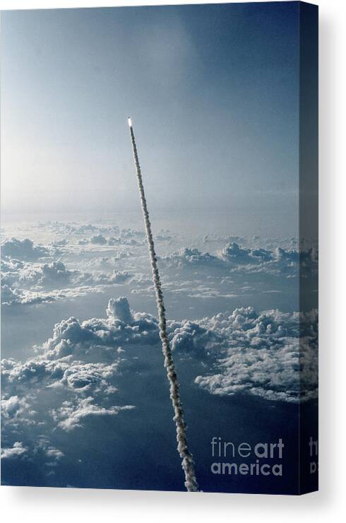 1980-1989 Canvas Print featuring the photograph Space Shuttle Challenger Leaving Earth by Bettmann