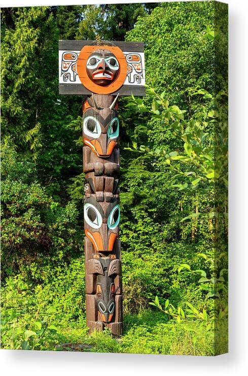 Totem Animals Canvas Print featuring the photograph Totem Animals by Tammy Wetzel