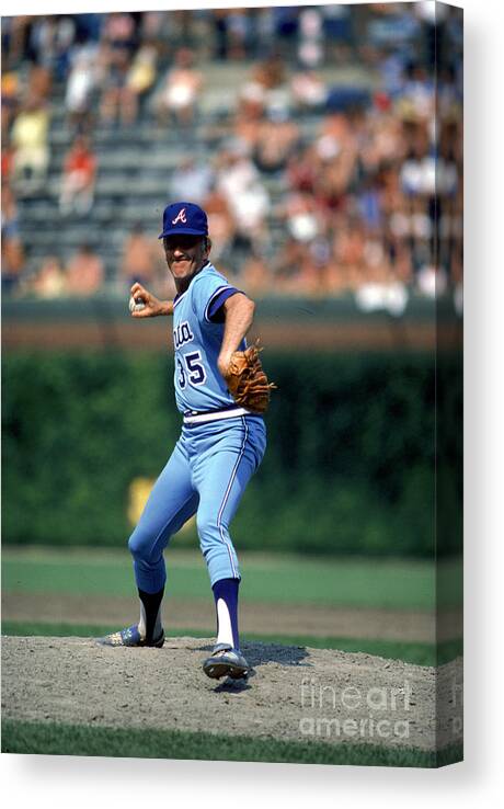 1980-1989 Canvas Print featuring the photograph Phil Niekro by Rich Pilling